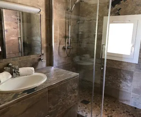 Le Ruesco Hotel