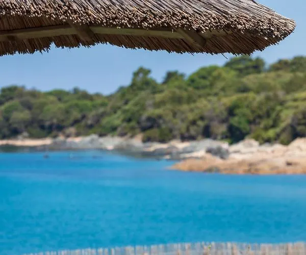 Le Ruesco Ξενοδοχείο 3*