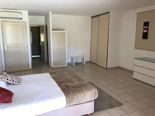 Le Ruesco 3* Olmeto (Corsica)