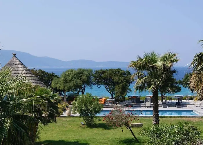 Ξενοδοχείο Le Ruesco 3*