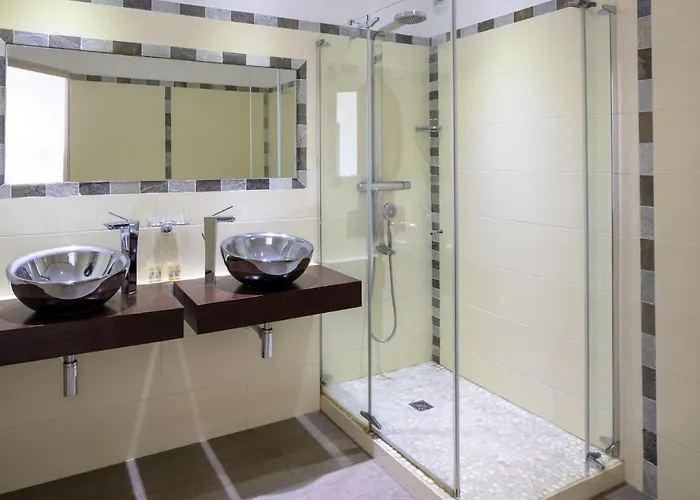 Hotel Le Ruesco Olmeto (Corsica)